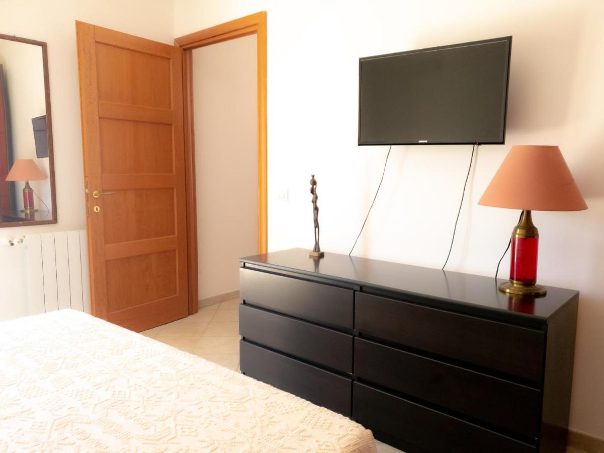 أولبيا Penthouse Attico Pop - Pms Casevacanze المظهر الخارجي الصورة