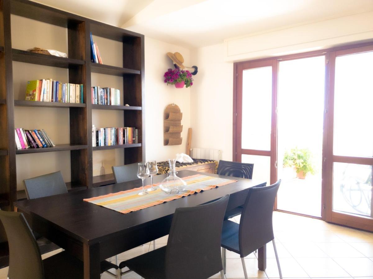 أولبيا Penthouse Attico Pop - Pms Casevacanze المظهر الخارجي الصورة
