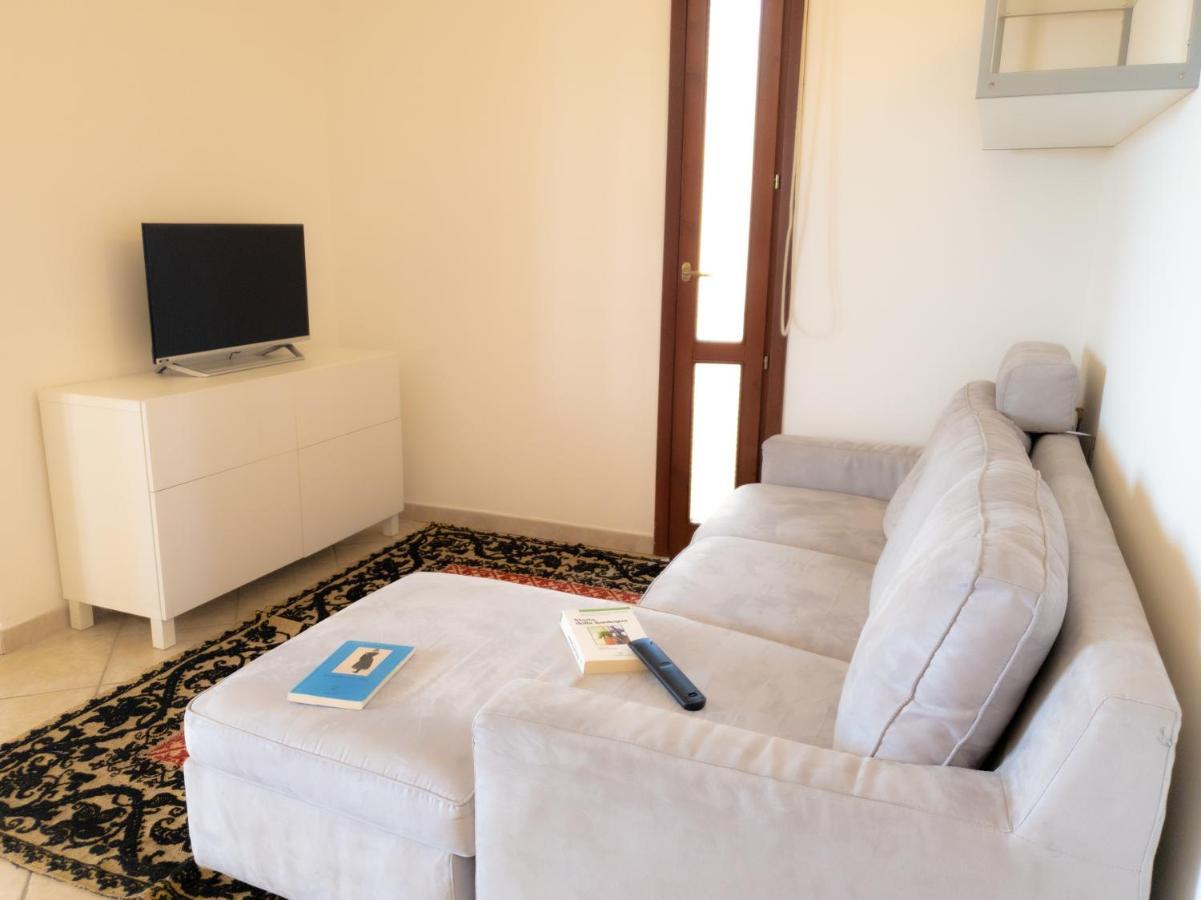 أولبيا Penthouse Attico Pop - Pms Casevacanze المظهر الخارجي الصورة